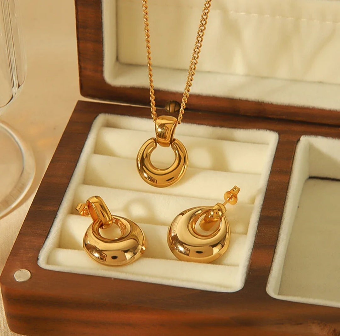 Gold-Tone Stainless Steel Round Pendant Necklace & Earrings Set