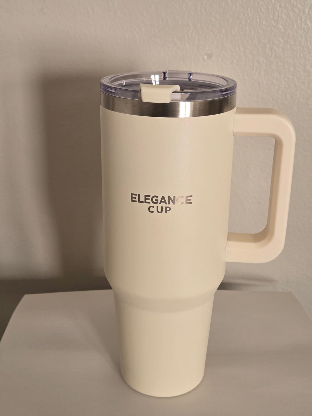 Elegance Savage cup InsulatedTumbler with Handle&Lid